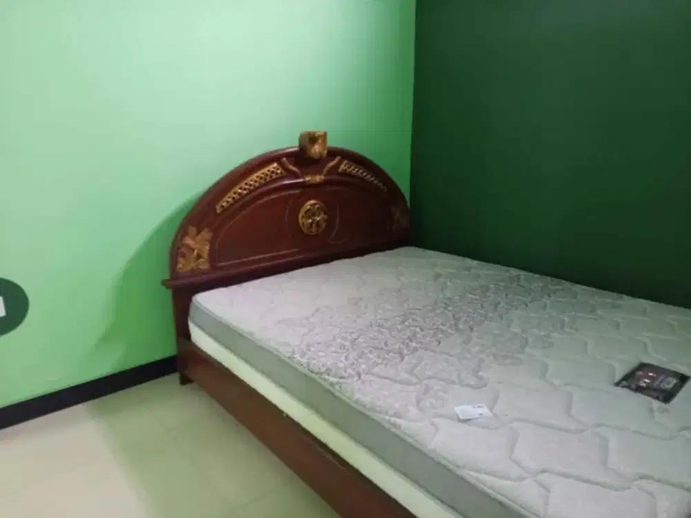 Disewakan Rumah 2 Lantai Berlokasi di Patangpuluhan dlm ringroad