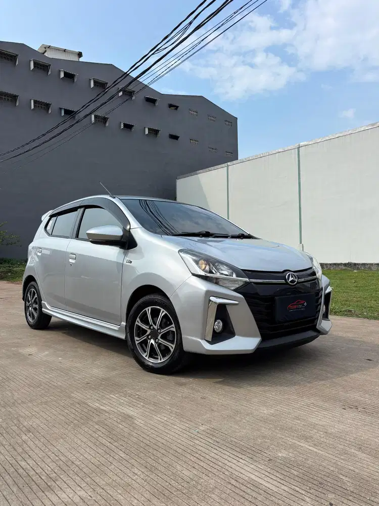 Daihatsu Ayla R manual 2022 bekas murah