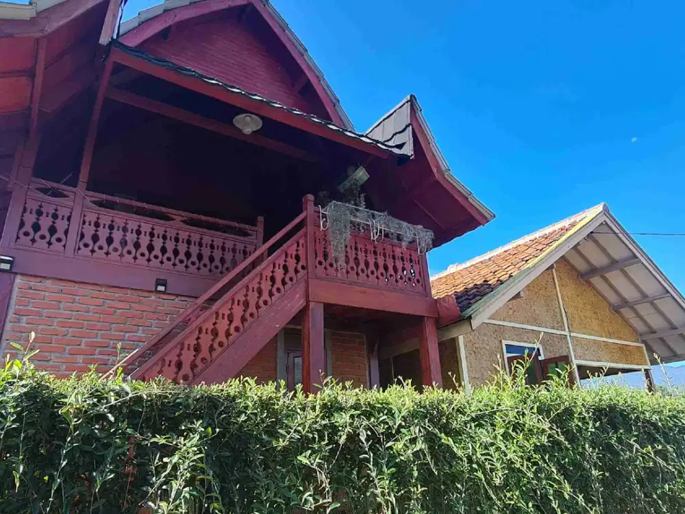 Dijual 3 Omah buat peristirahatan dalam 1 lahan , Ciwidey Villege , Bandung