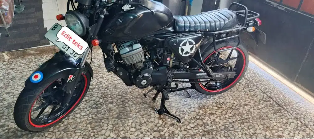 ual motor Custom Jepstyle New megapro tahun 2014 FI Injeksi Mesin ok