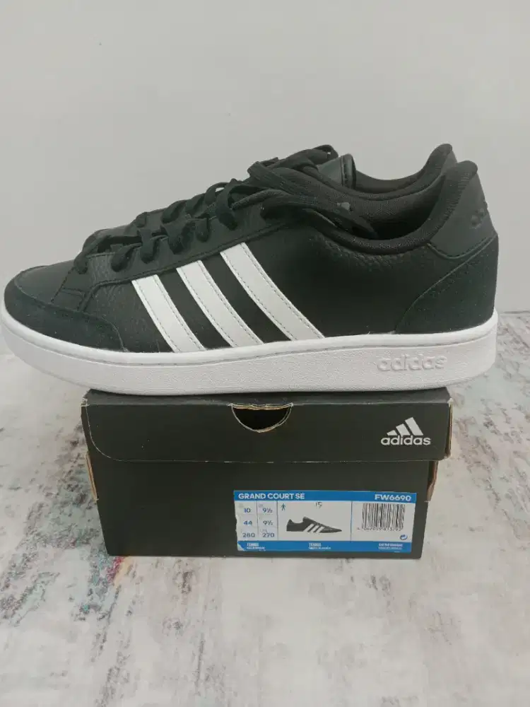 Adidas Grand Court