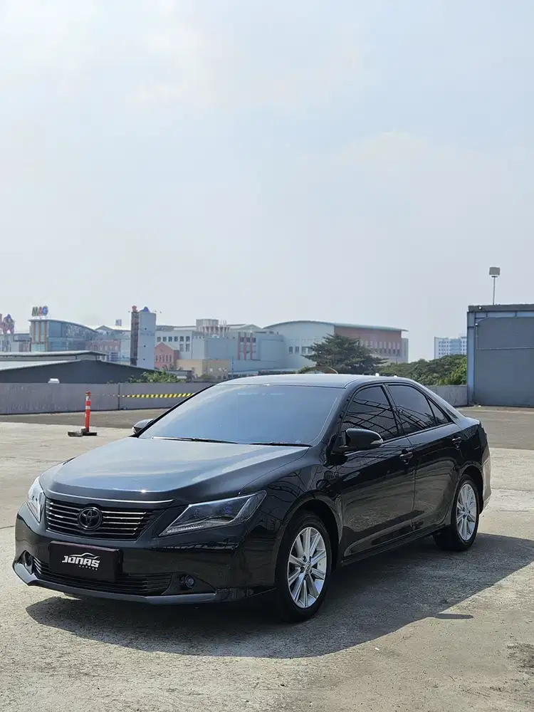Toyota Camry 2.5V  2013 Bensin