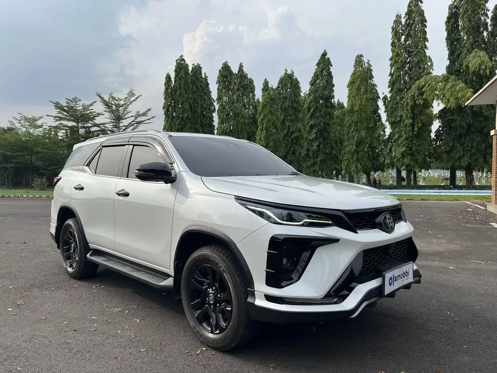 Toyota Fortuner 2.8 VRZ TSS AT 2024