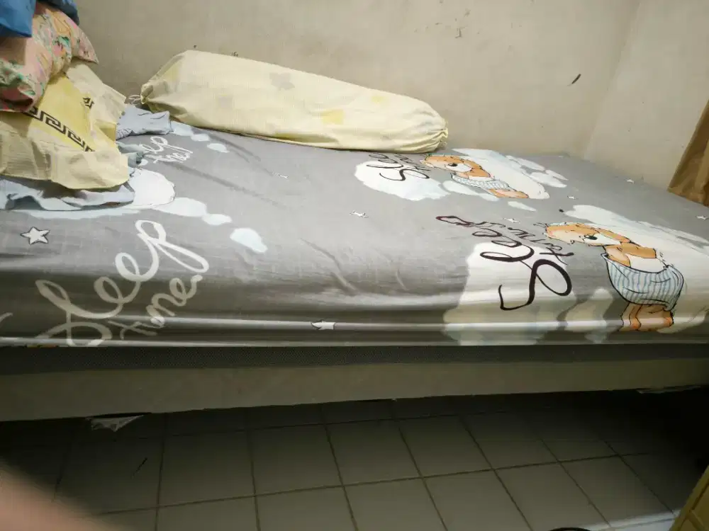 Dijual spring bed ukuran 100 x200 cm