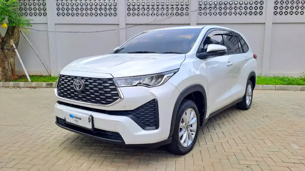 KIJANG INNOVA ZENIX TIPE V BENSIN 2022 LIKE NEW