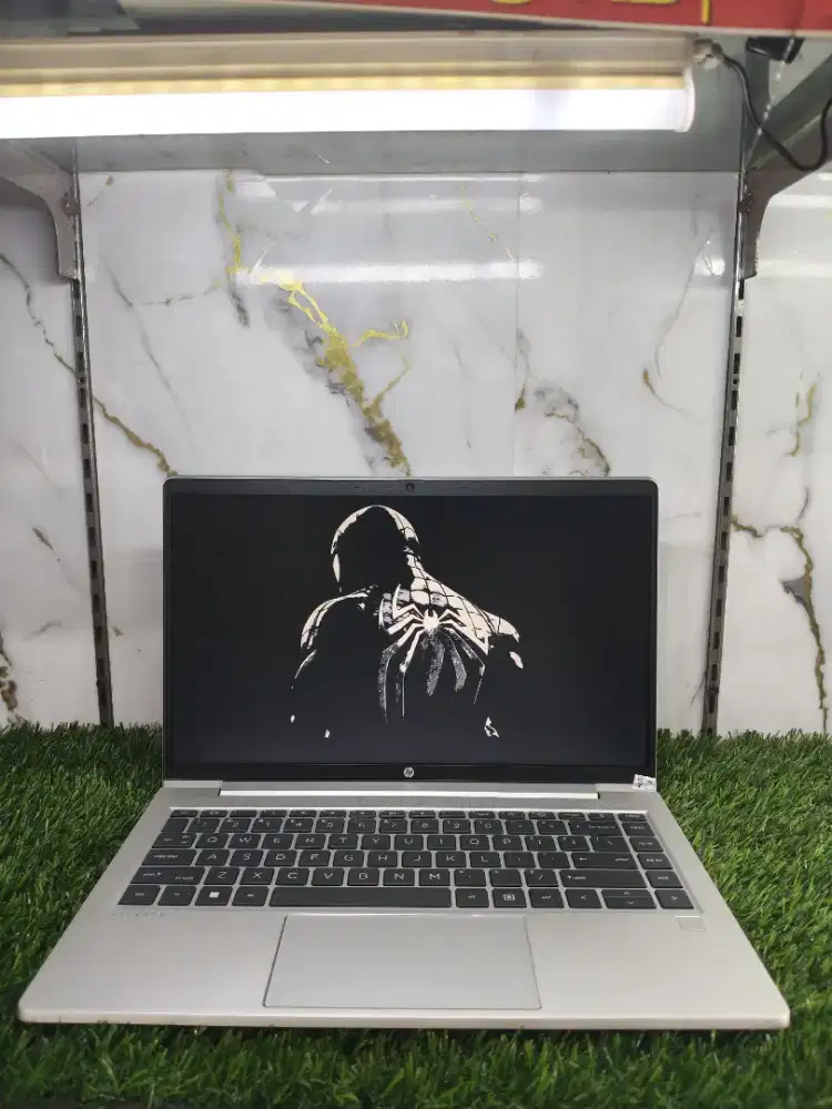 YANG MAU CARI LAPTOP DENGAN SPEFIKASI MEWAH LANGSUNG WA AJA BISAKREDIT