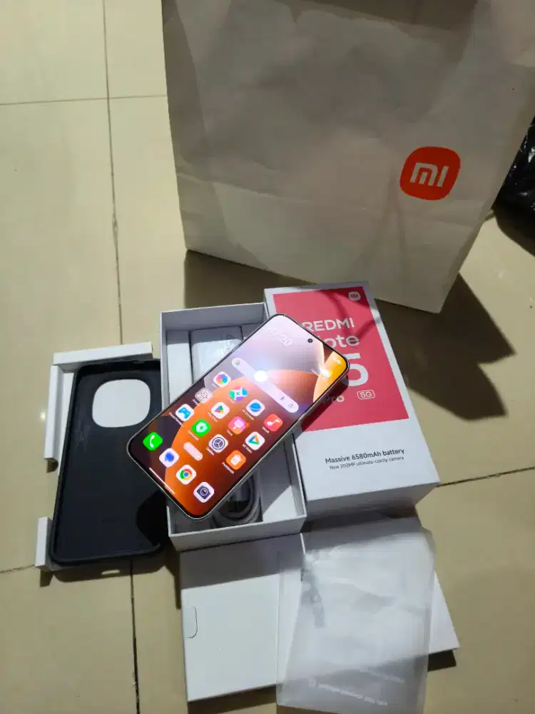 Redmi note 15 pro 5G ram 8/256 fullset original