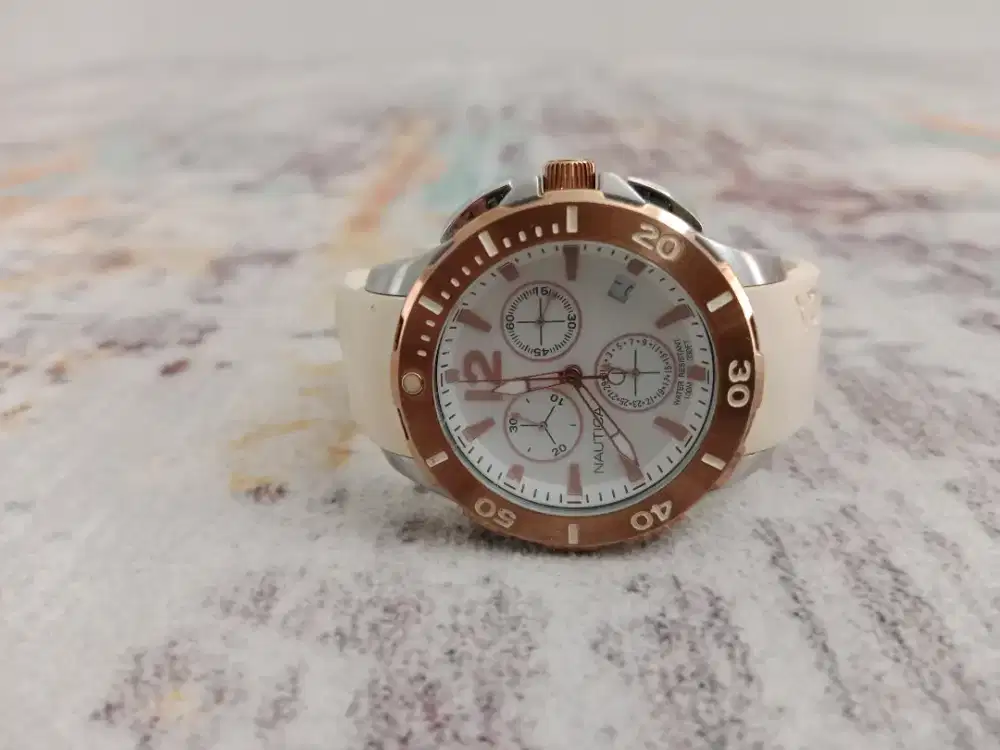 Jam Nautica Original