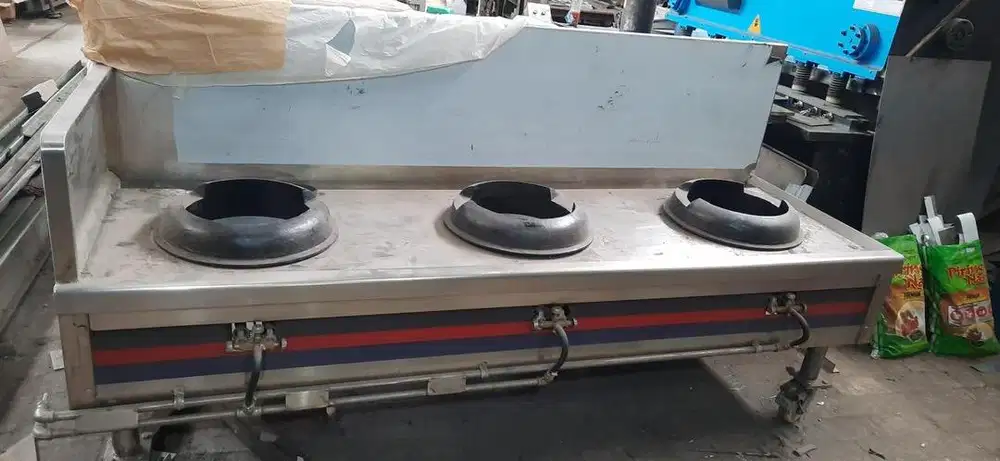 BARU KOMPOR USAHA 3 TUNGKU STAINLESS