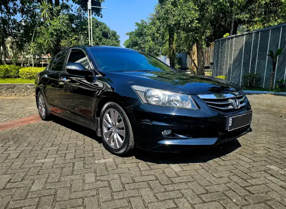 Honda Accord VTIL th 2011 ANTIK !!