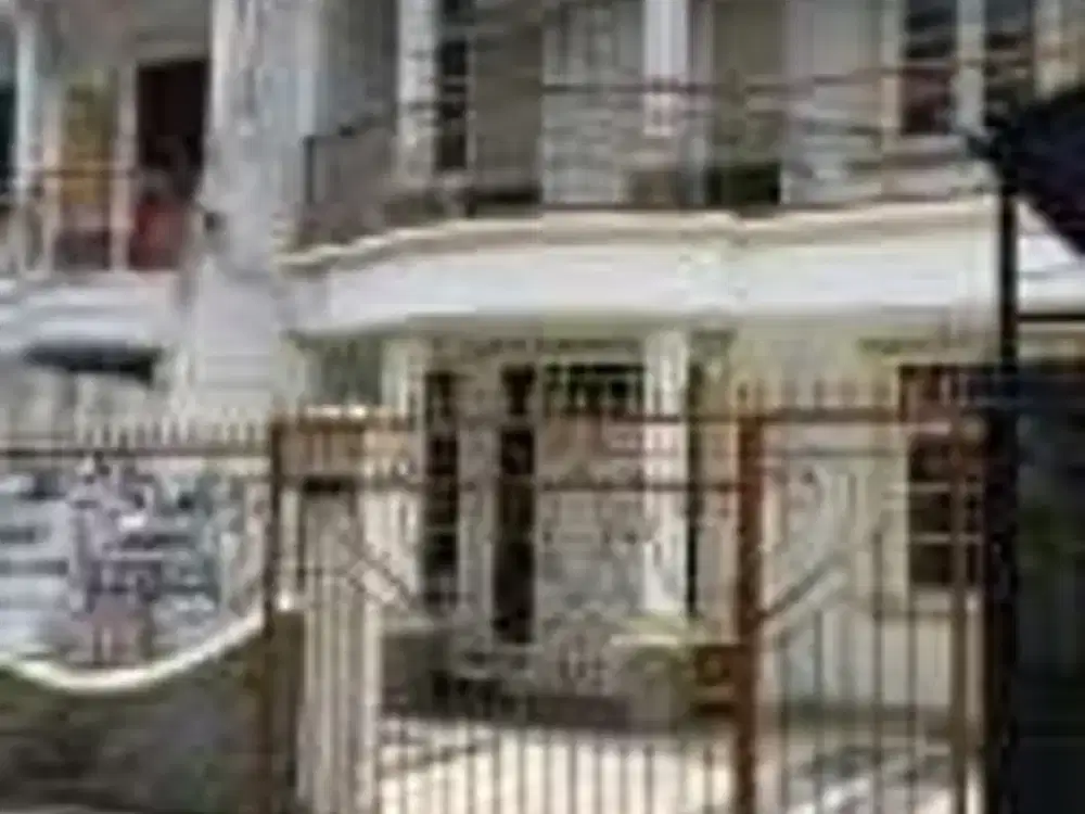 Dijual Rumah di Taman Palem, Uk.6x15m2, Hadap Timur, 2½ Lantai