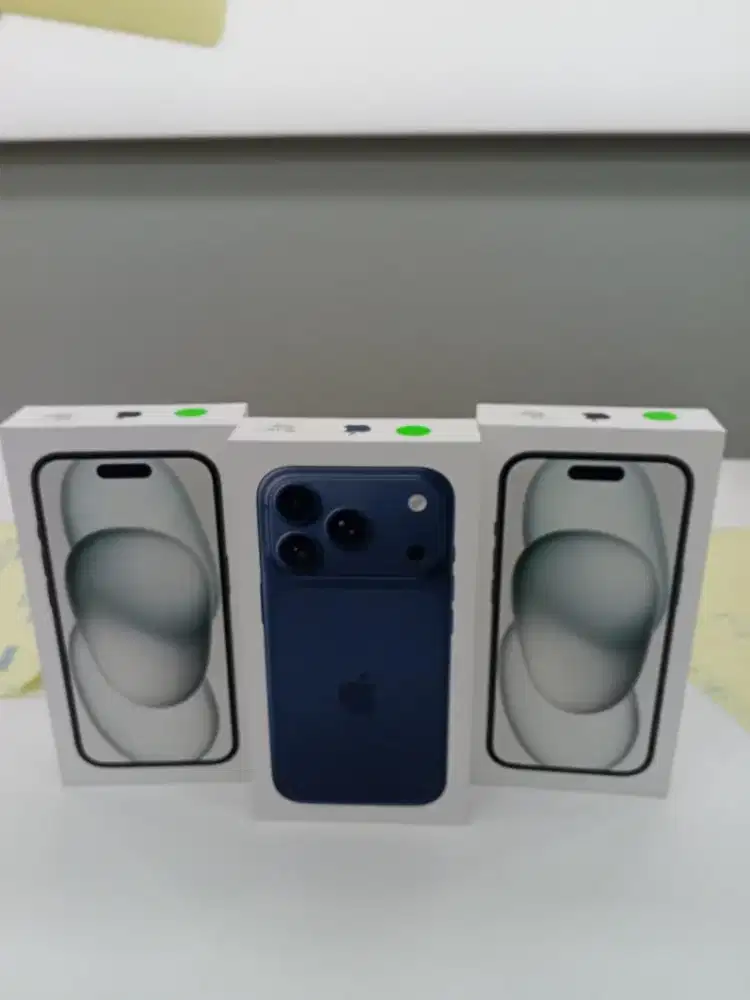 Kredit iPhone 15 garansi iBox