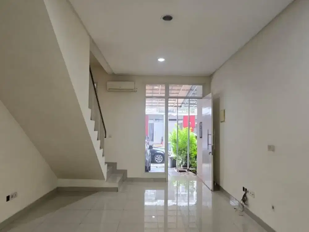Disewakan Rumah di Amerika East Coast, Uk.4x15m2, Hadap Utara