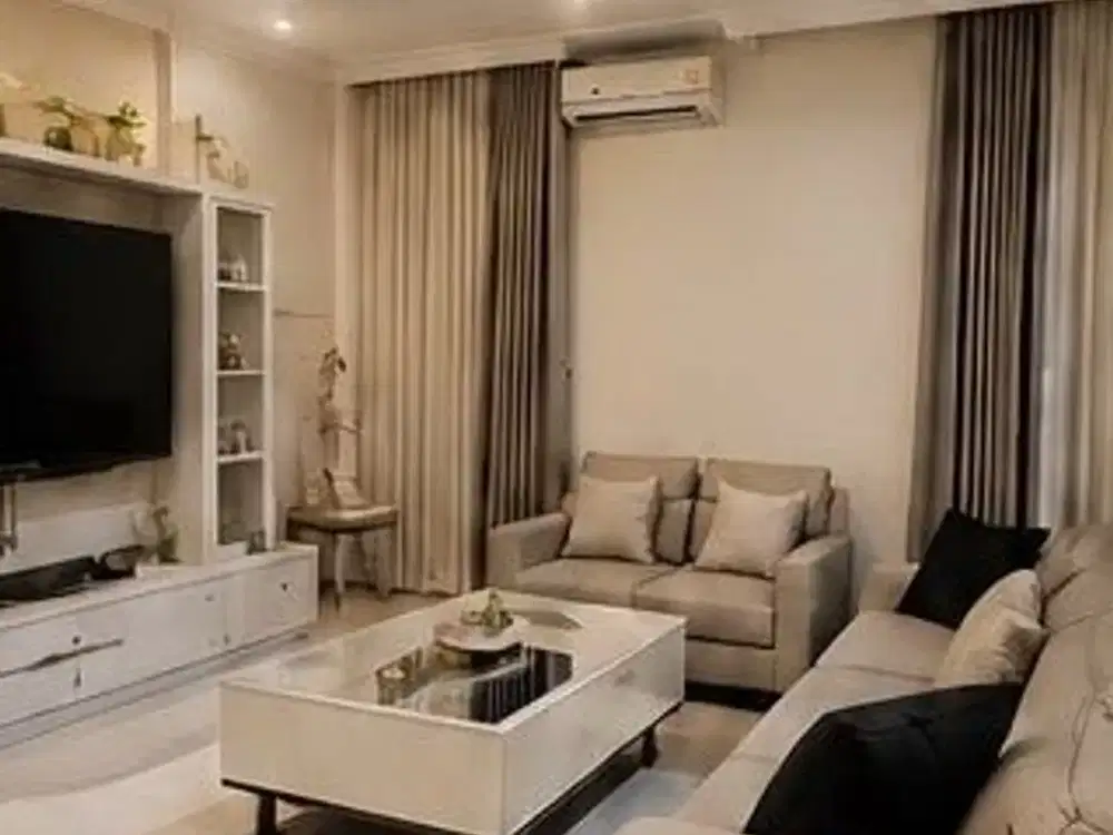 Full Furnished Tinggal Bawa Koper Rumah The Mansion Pakuwon Indah