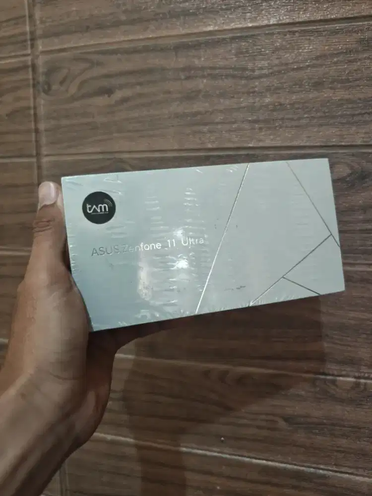 Asus zenfone 11 ultra 16/512gb baru segel