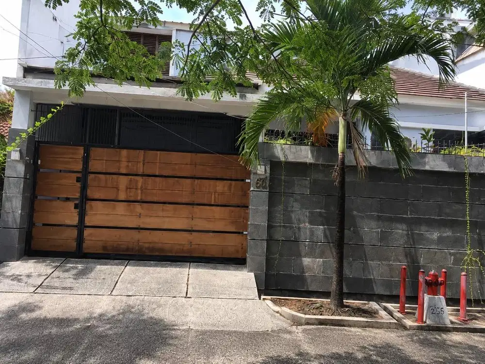 Jual Rumah Lokasi Strategis Cempaka Putih Timur