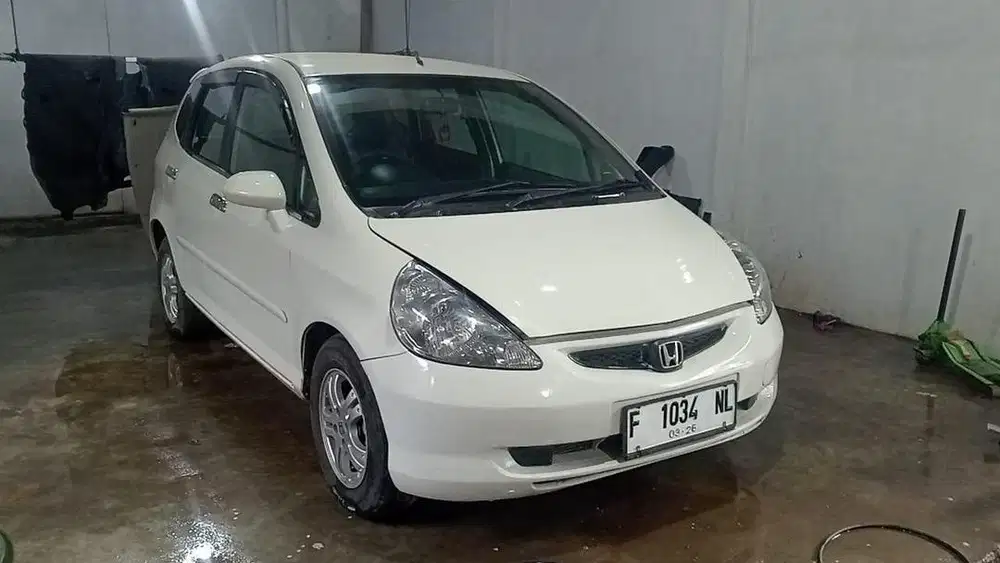 jazz 2005 masih mulus siap jalan