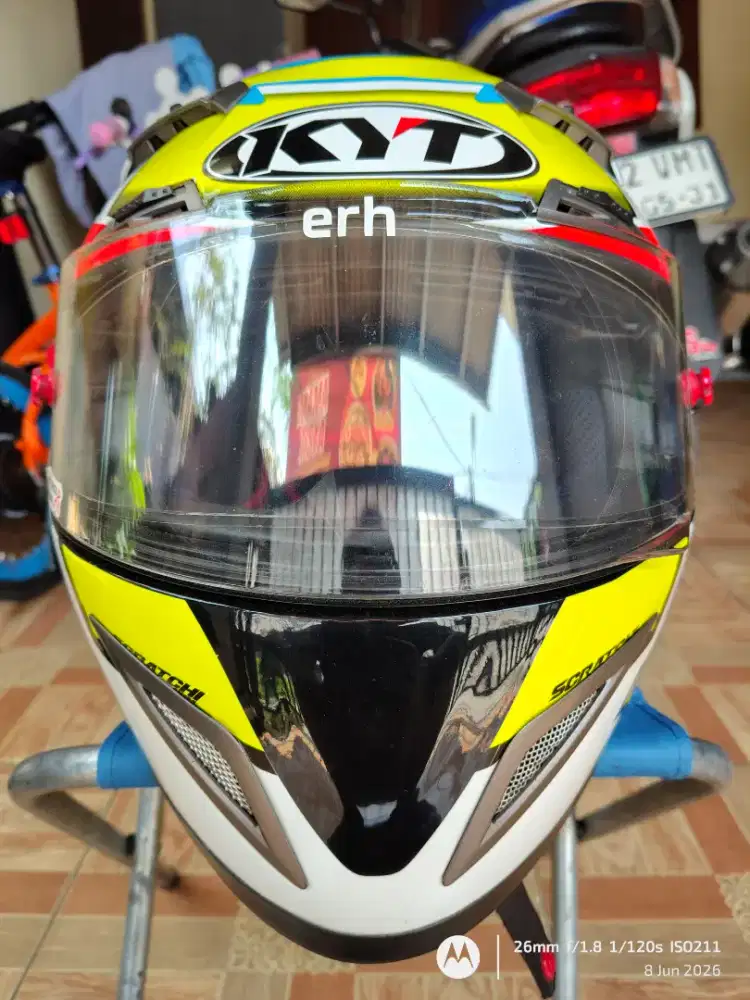 Helm KYT C5 & NHK R1