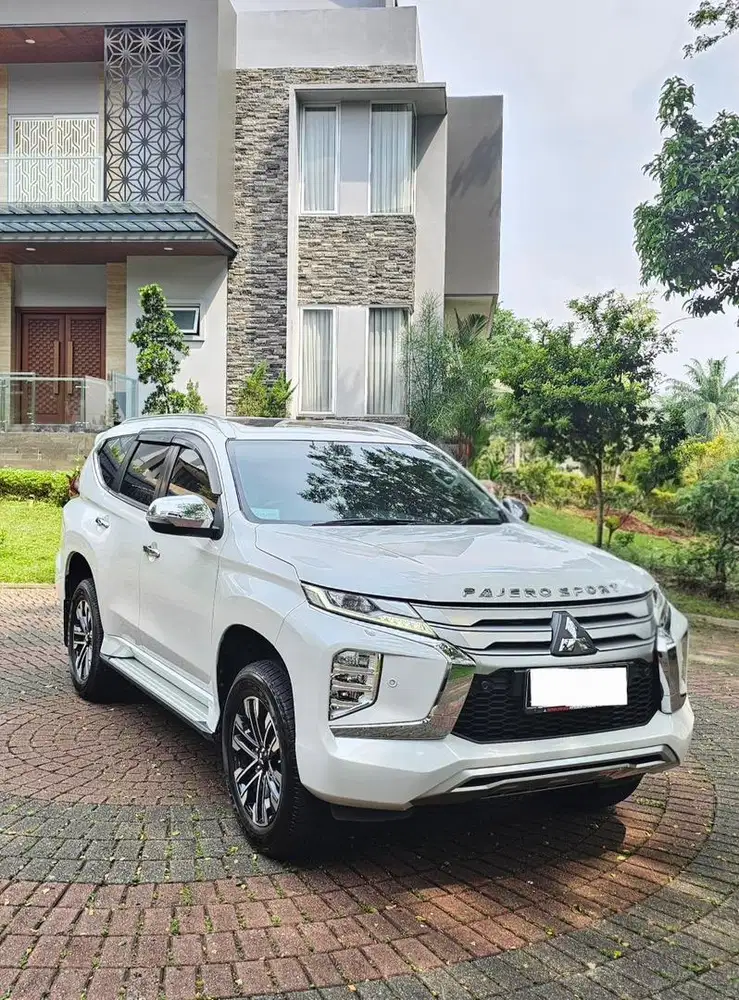 Mitsubishi Pajero Sport (2021)