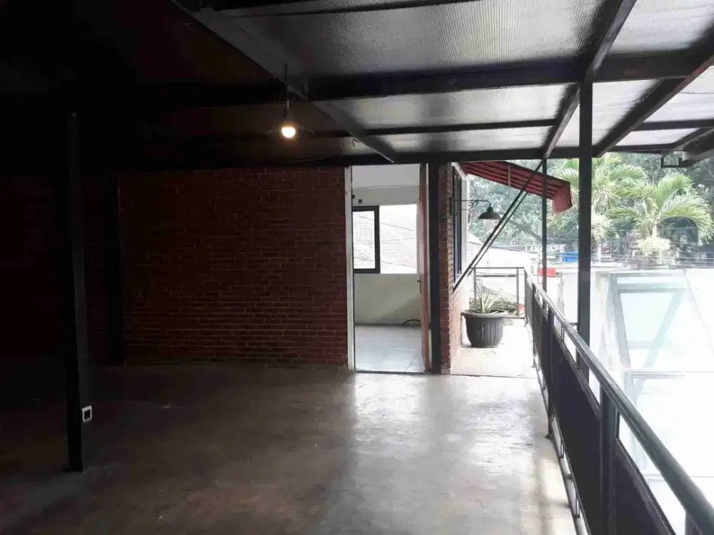 Disewakan Tempat Usaha untuk Caffe Kantor