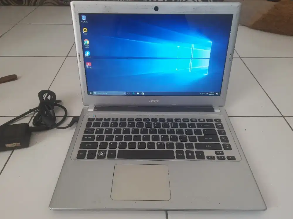 Laptop Acer V5=437 seris normal siap pake