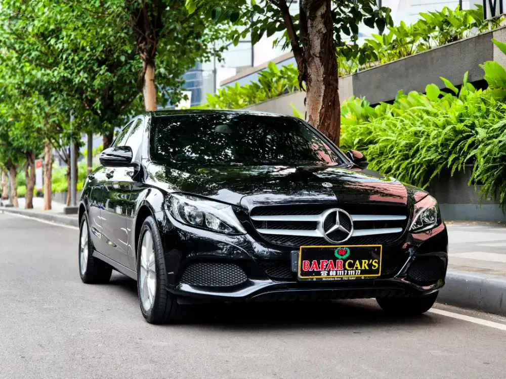 Mercedes Benz C200 Avantgard 2022 Hitam