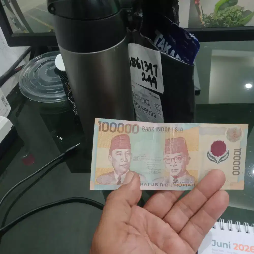 Koleksi uang 75 ribu edisi kemerdekaan.10 lembar