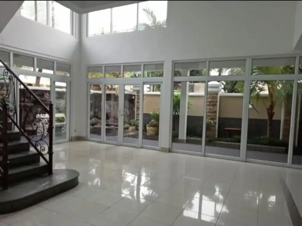 Rumah 2,5lt luas 260meter type 4KT Pulo Gadung Jakarta Timur