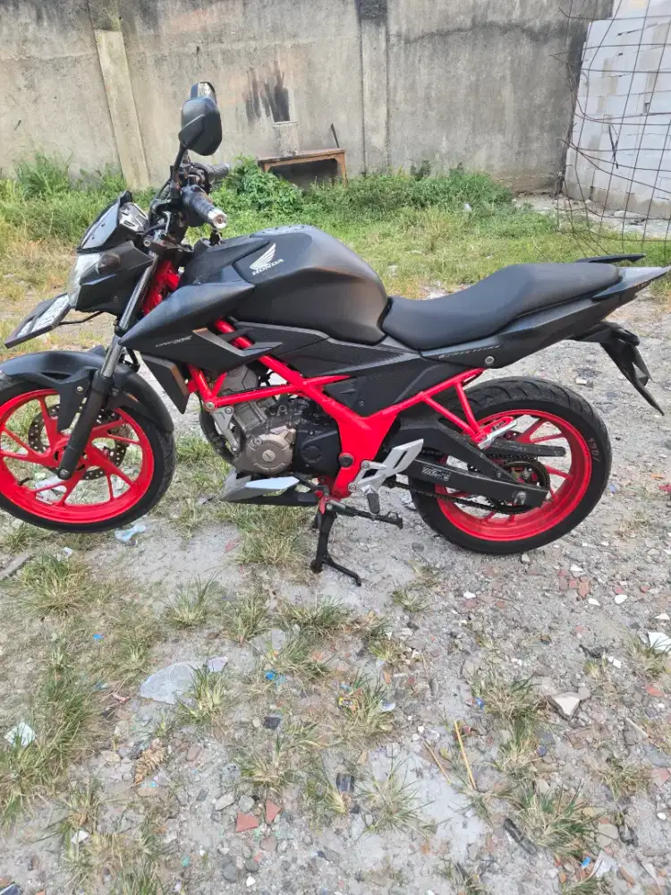 CB150R led new pajak hidup