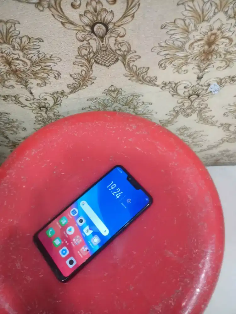 Oppo A3s ram 2/16 normal semua nya msh ori semua hp cas