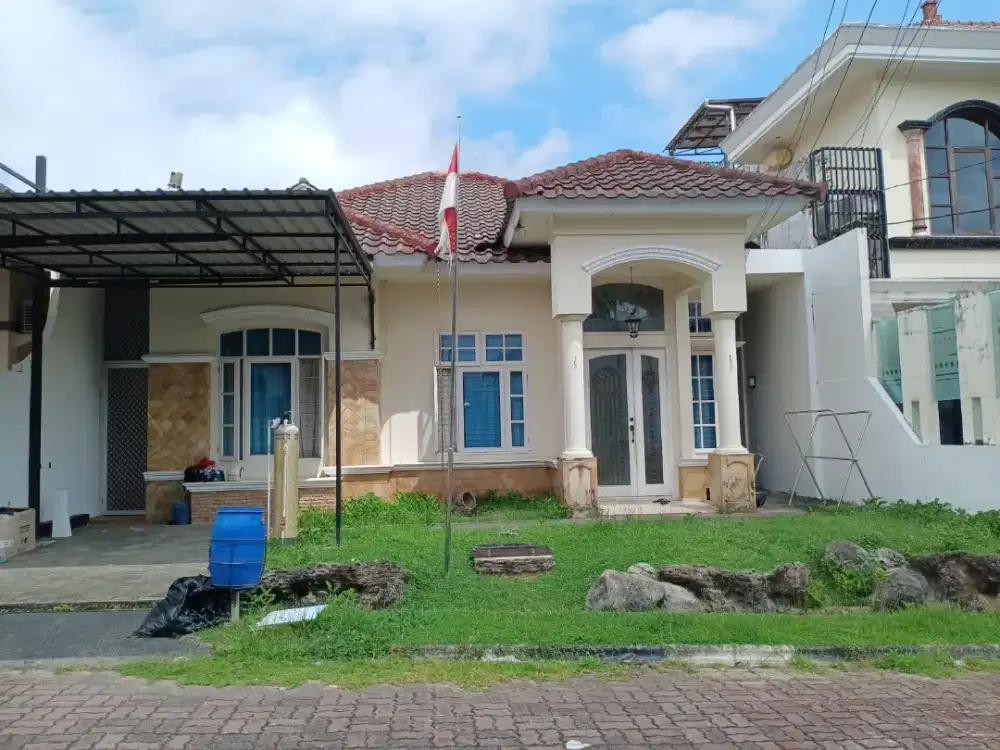 DI JUAL RUMAH CANTIK 285m