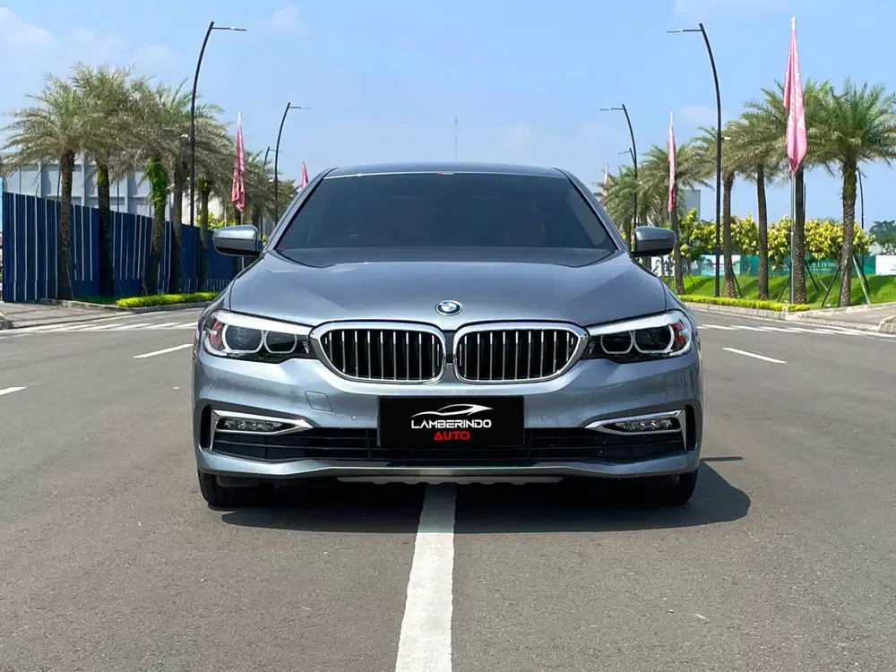 BMW G30 520i LUXURY LINE 2.0 TURBO 2019 VERY LOW ODO 16K !! 2018