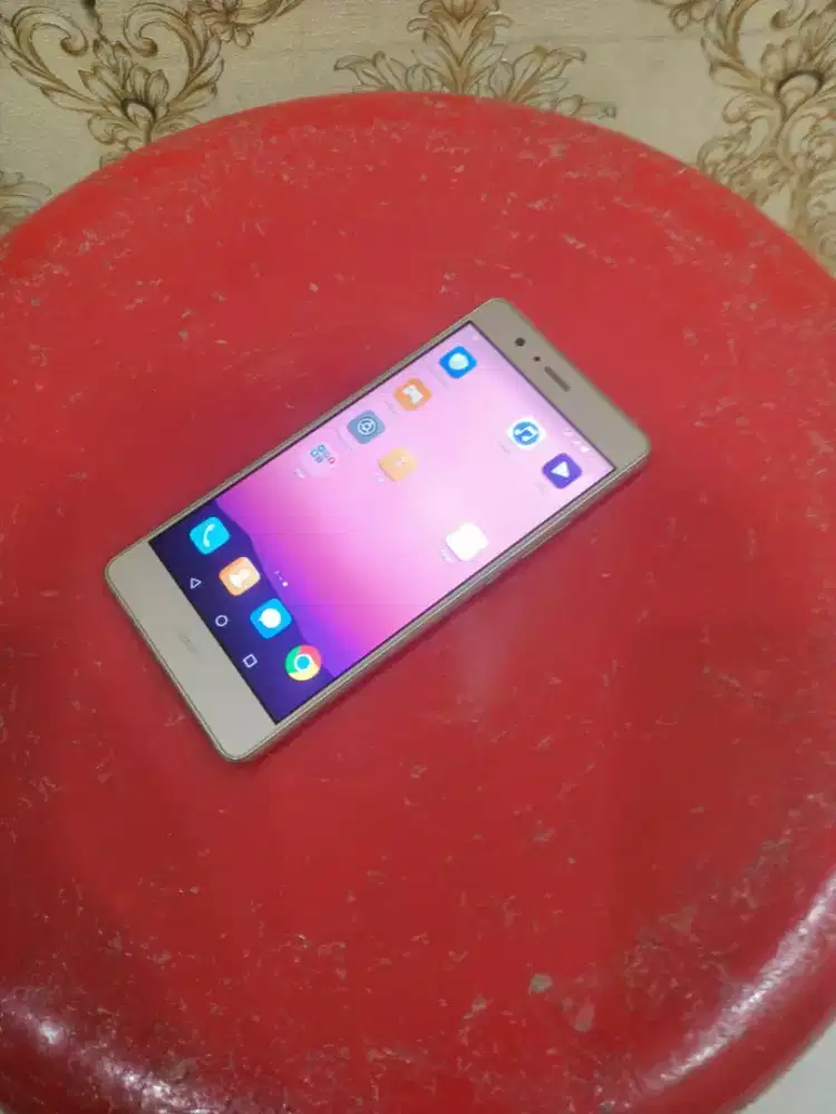 Huawei P9 lite ram 3/16 mlus normal semua  msh orisinil semua hp cas