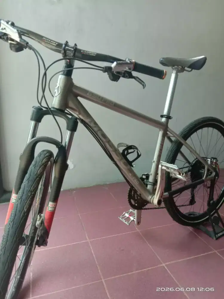 Sepda mtb 30 speeds 26 kondisi mulus