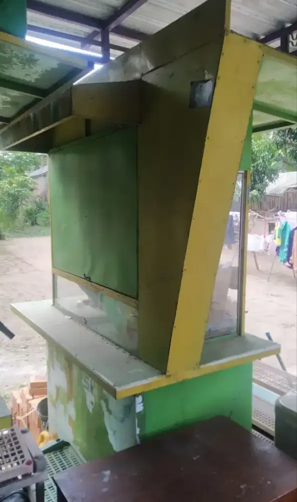 Gerobak Jualan Es bahan kuat dan exotic