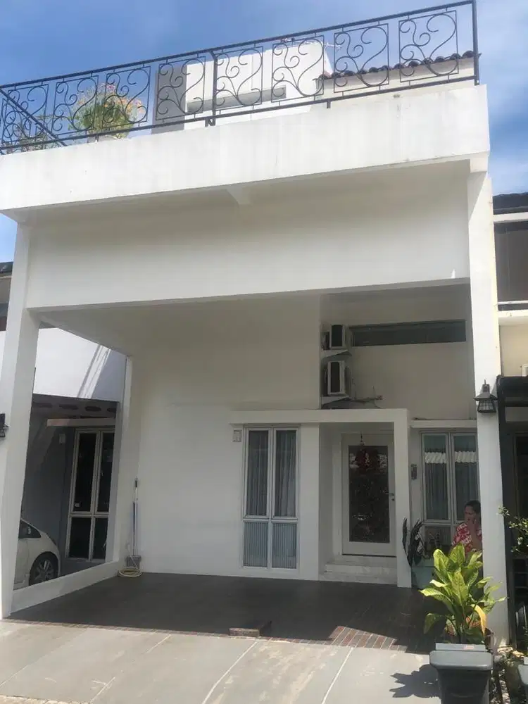 Dijual rumah bagus di BSD CITY