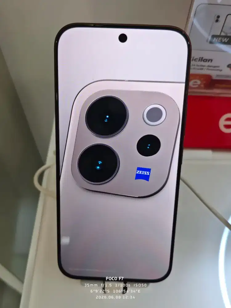 Vivo V70 / V70 Fe