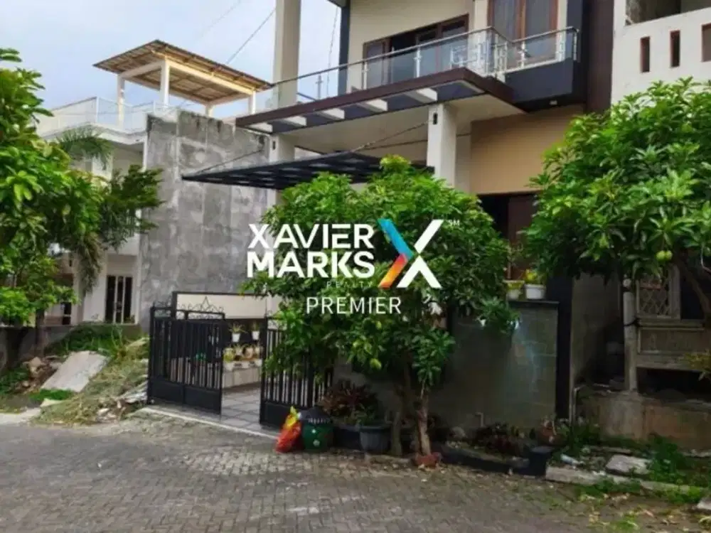 DIJUAL Villa Minimalis 2Lt Ada Private Pool Siap Huni Lingkungan Tenang View Pegunungan Dekat Alun-Alun Batu dan Wisata Museum Angkut di Oro-oro Ombo