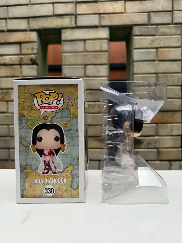 Funko Pop Animation One Piece - Nico Robin #330