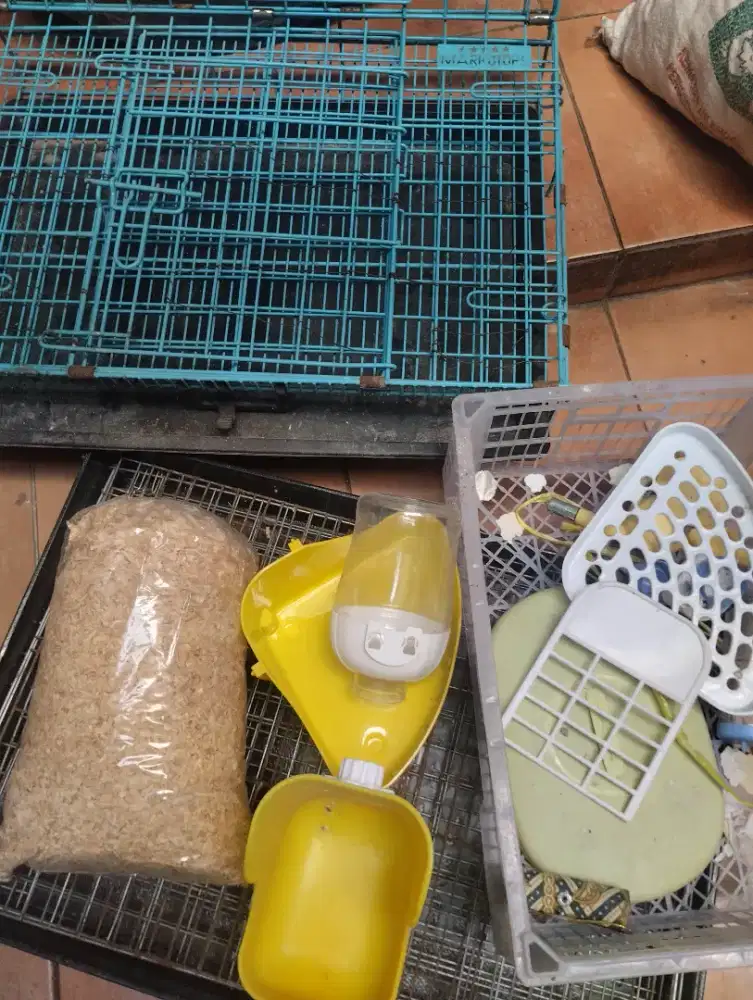 Kandang kelinci dan aksesoris