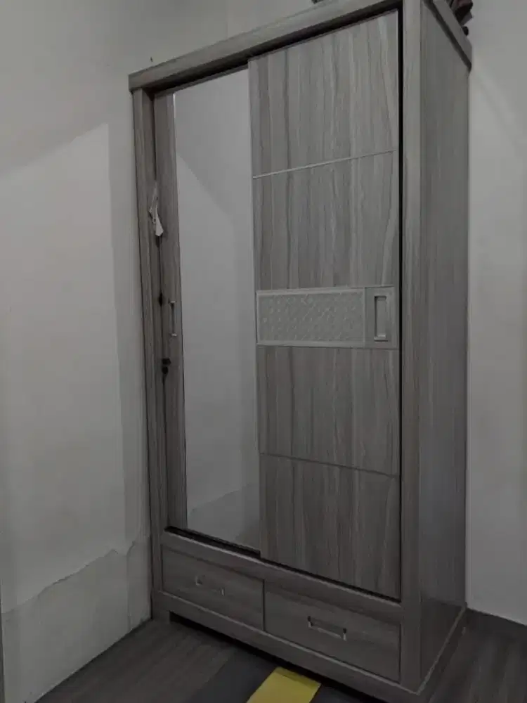 Dijual Lemari Pakaian 2 Pintu Sliding