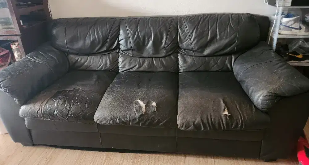 Sofa 3 seat merk informa