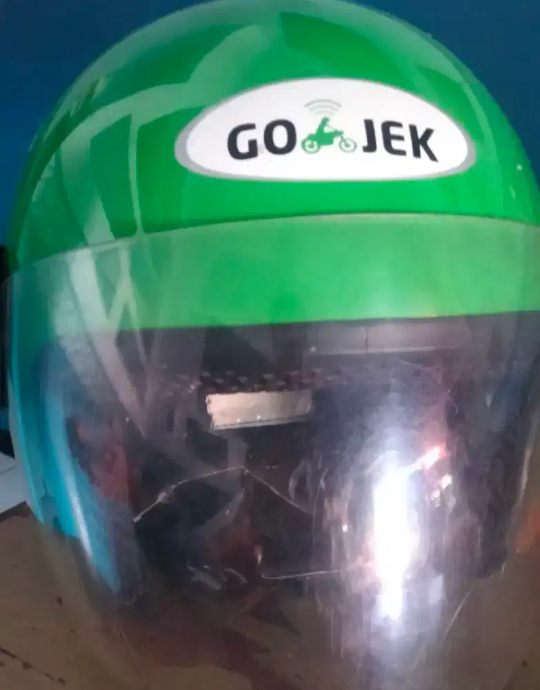 Helm ojol masih bagus