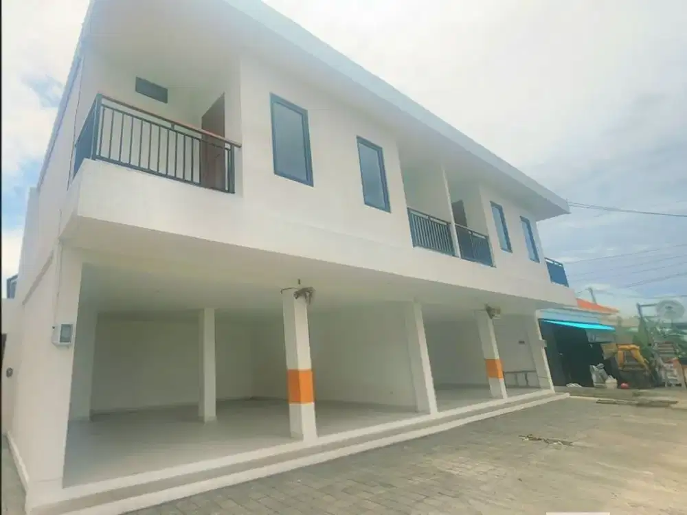 Strategic Shophouse For Rent In Pererenan, Badung Area