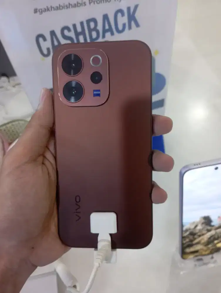 VIVO V70 RAM 12/256 CICILAN TANPA DP