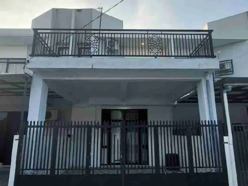 Rumah 2 Lantai di Medan Helvetia siap huni