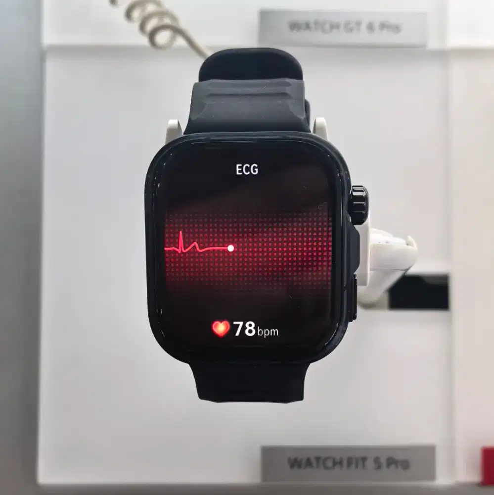 HUAWEI Watch Fit 5 PRO | FREE STRAP/FREEBUDS (FIRST COME FIRST SERVE)