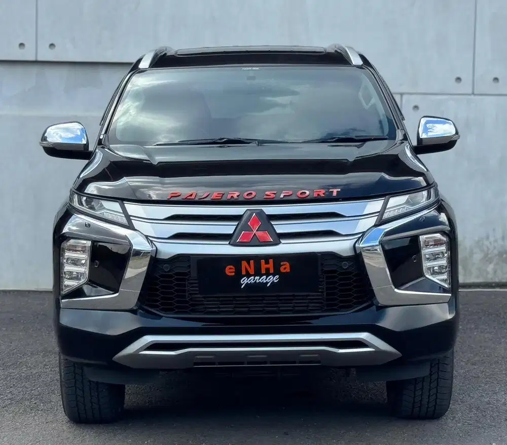Pajero Sport Dakar 4x2 2022 Hitam