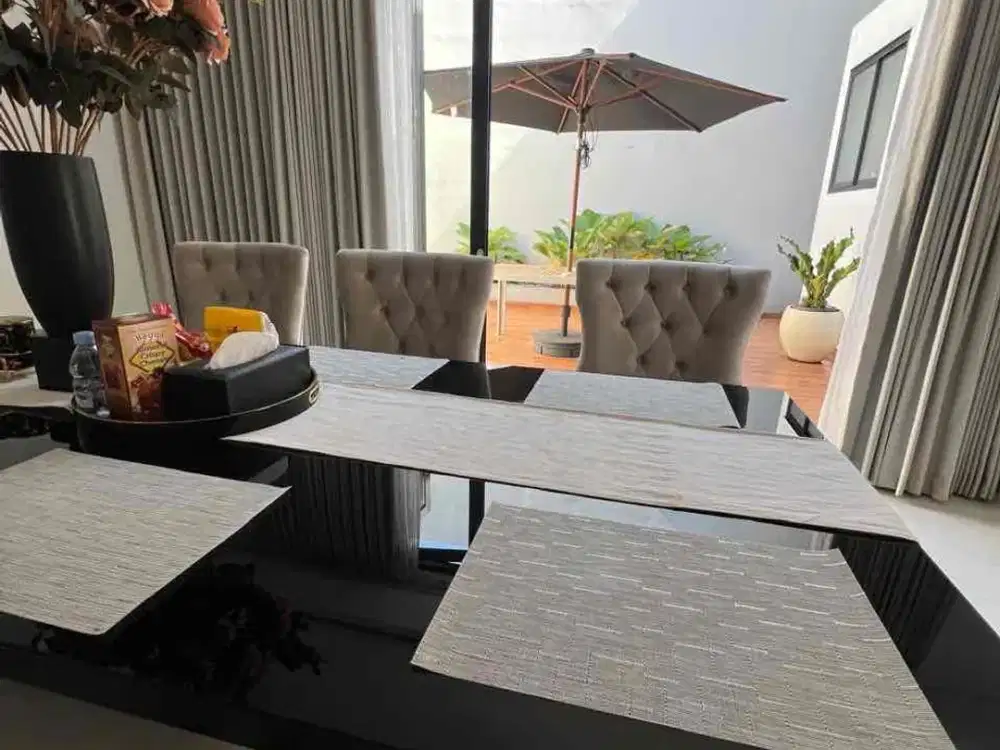 JUAL RUMAH MINIMALIS PREMIUM DI SETIABUDI REGENCY BANDUNG – KOLAM RENANG PRIBADI & BACKYARD LUAS