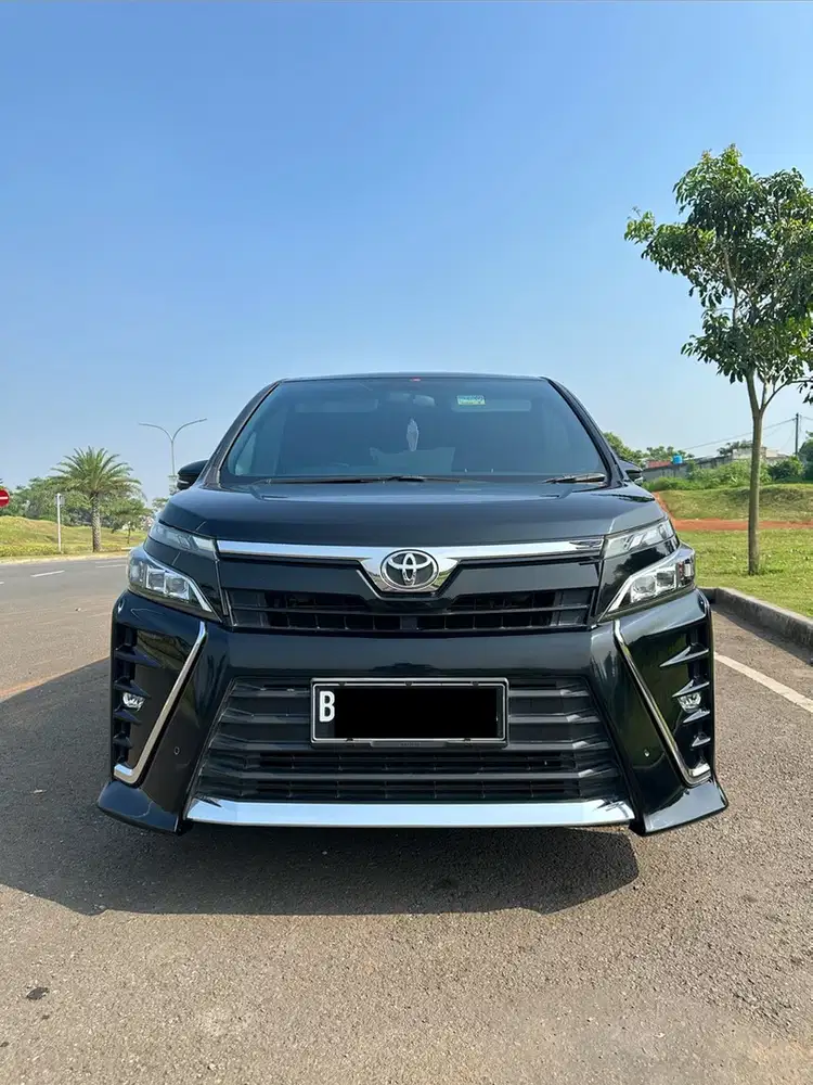Toyota Voxy 2021 Bensin